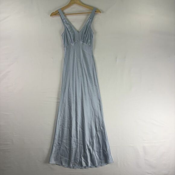 Reformation Dresses & Skirts - Reformation Light Blue Midi Dress